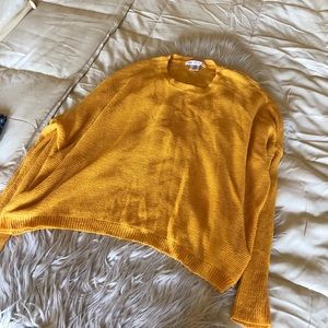 Amazing mustard sweater